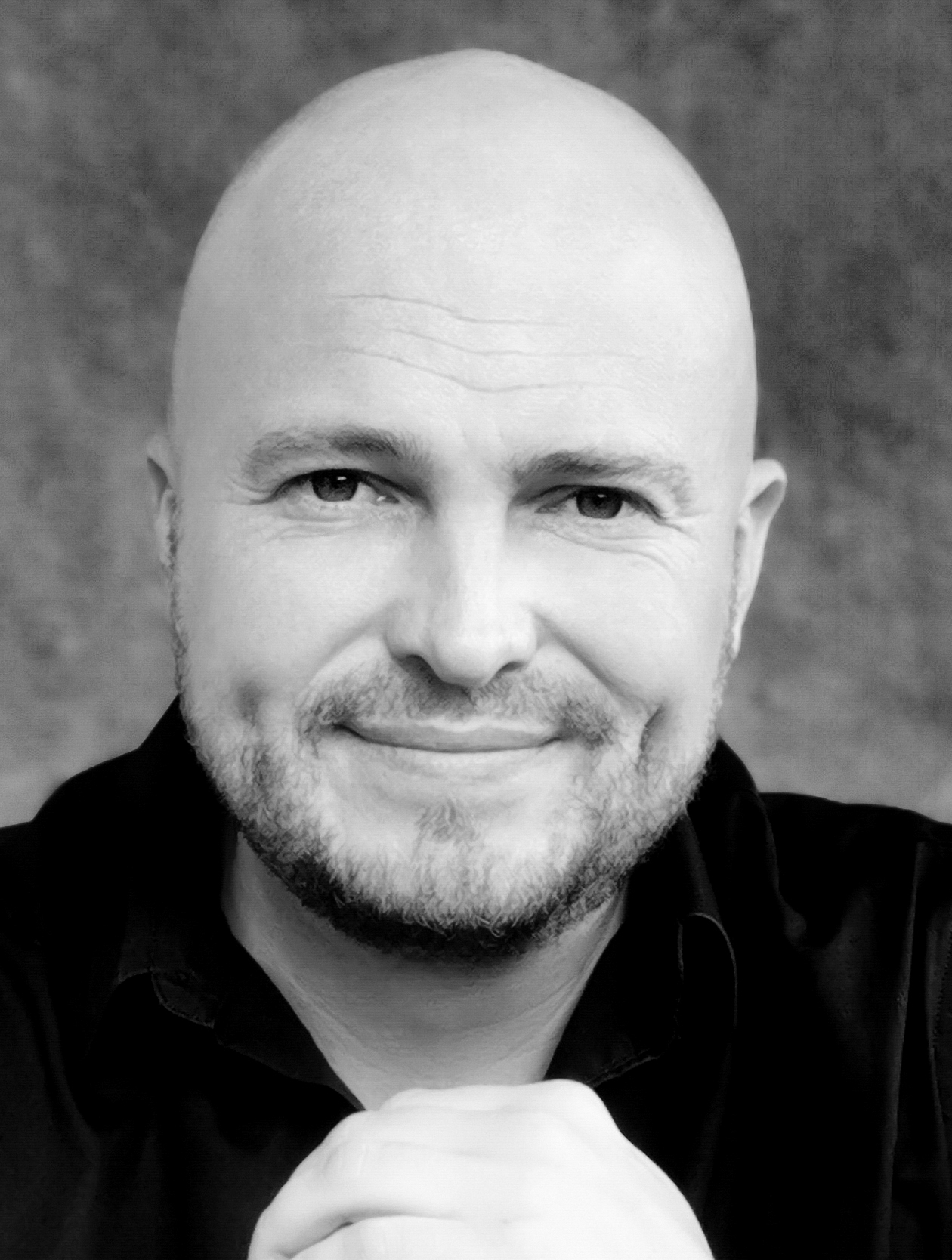 Eaton Krone_Sci-fi satire author_Happy Meals_B&W_CROPPED